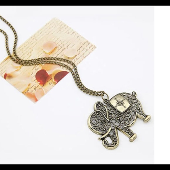 New. Bronze Colored Hollow European Elephant Sweater Pendant Mecklace - Picture 3 of 3